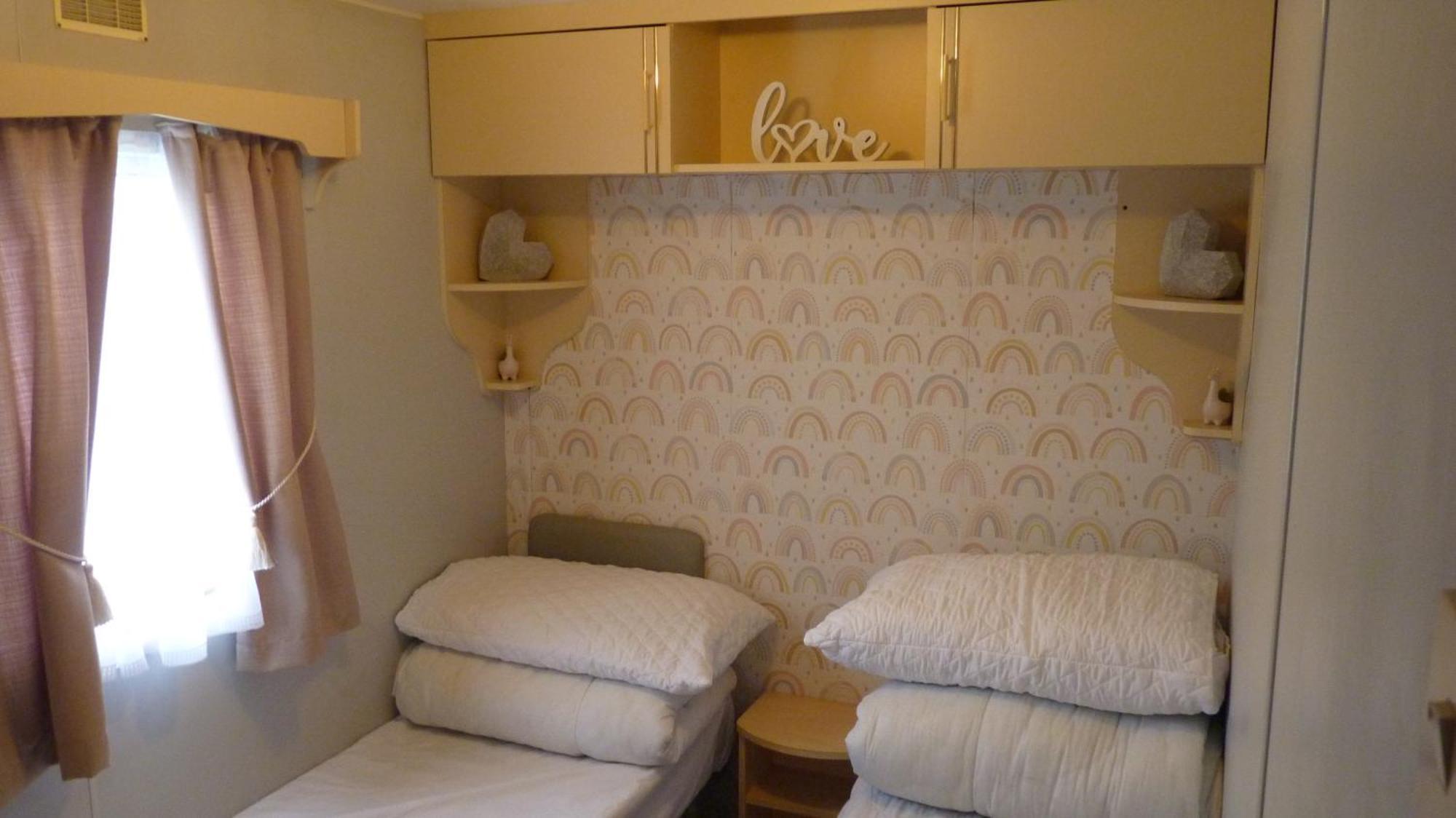 L&G Family Holidays 6 Berth Coral Beach Laura Familys Only And Lead Person Must Be Over 30 Ingoldmells Εξωτερικό φωτογραφία
